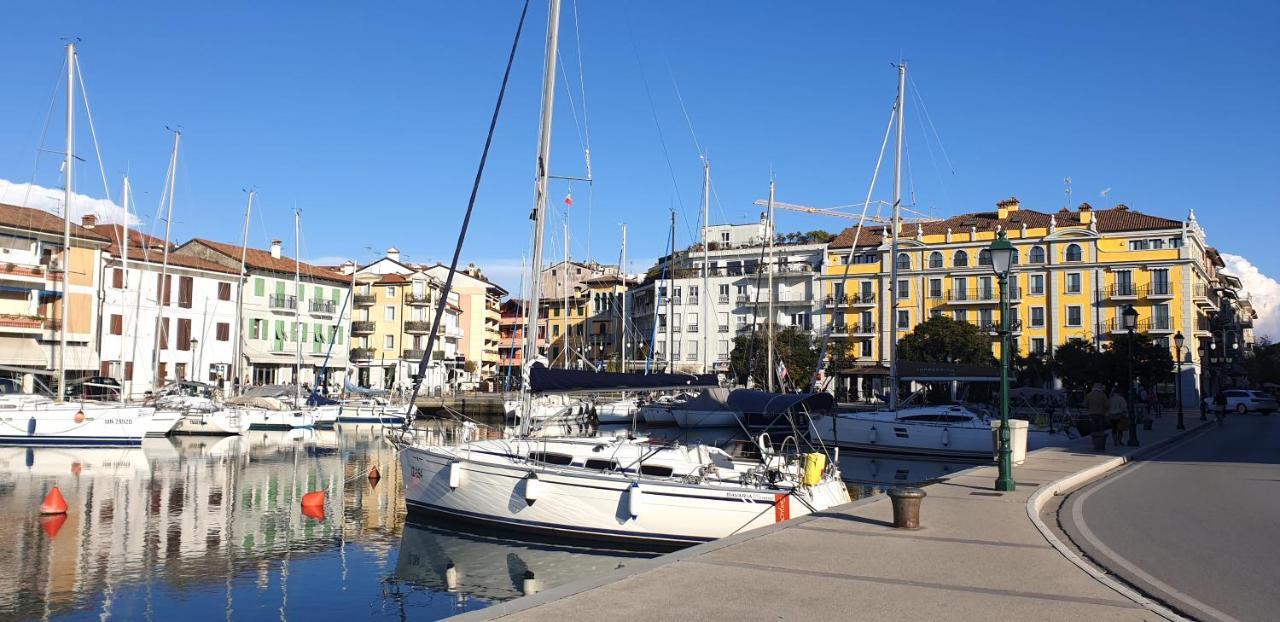 Charming Apartment & Parking By Anthea Homes Grado Eksteriør billede